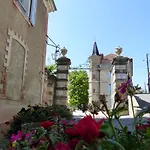 Chateau Du Grand Jardin Panzió 3*