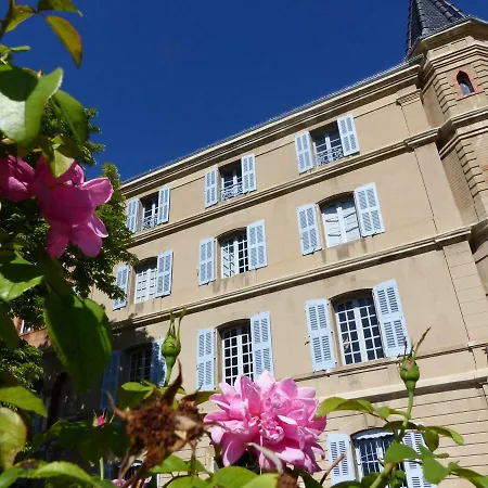 Chateau Du Grand Jardin