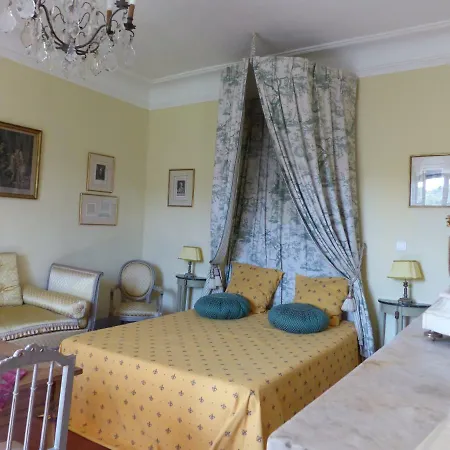 Couette-café Chateau Du Grand Jardin 3*