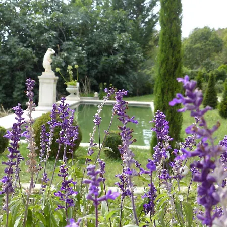 Chateau Du Grand Jardin