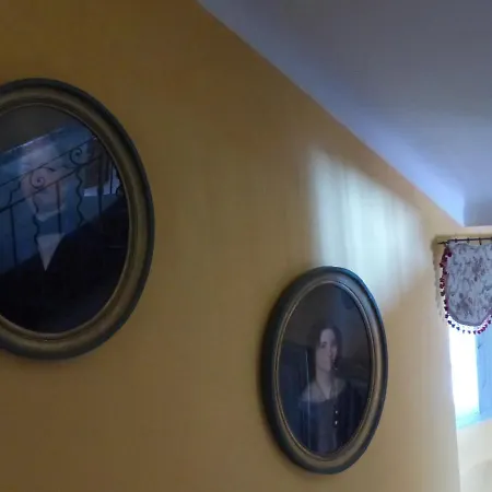 Chateau Du Grand Jardin Couette-café