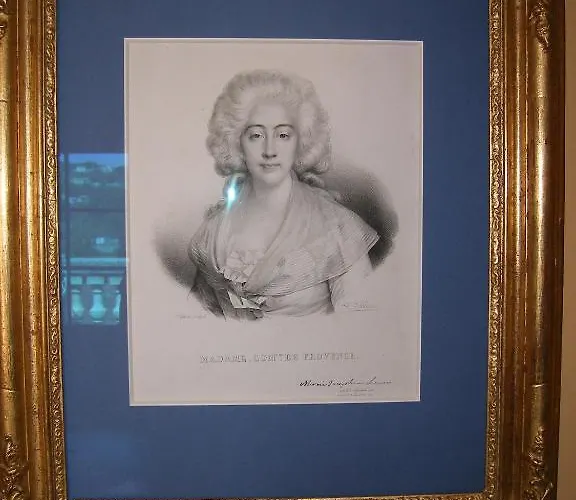 Chateau Du Grand Jardin Couette-café Valensole