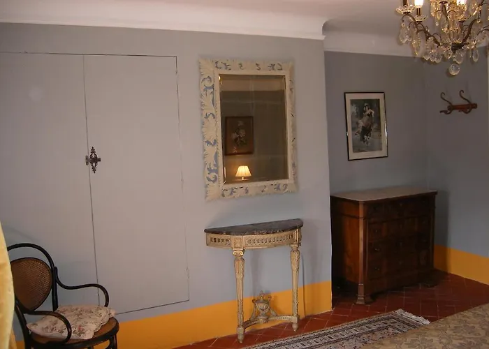 Chateau Du Grand Jardin Bed & Breakfast 3*