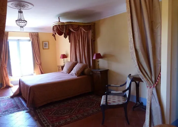 Chateau Du Grand Jardin