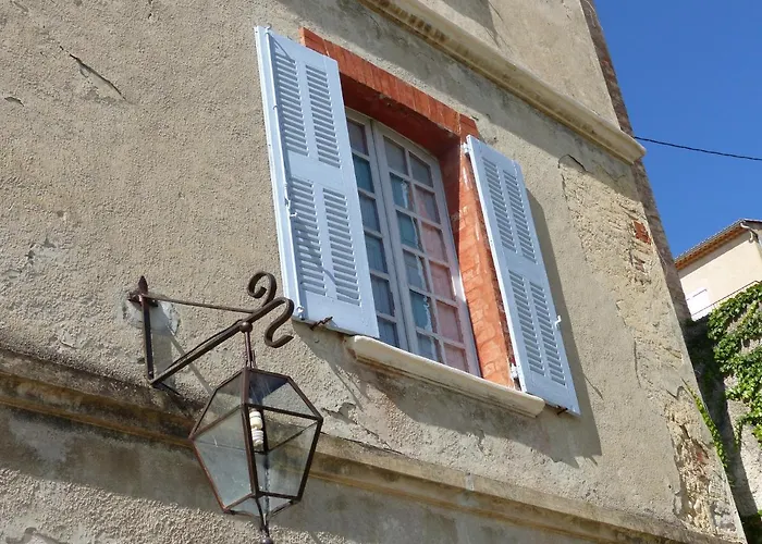 Chateau Du Grand Jardin