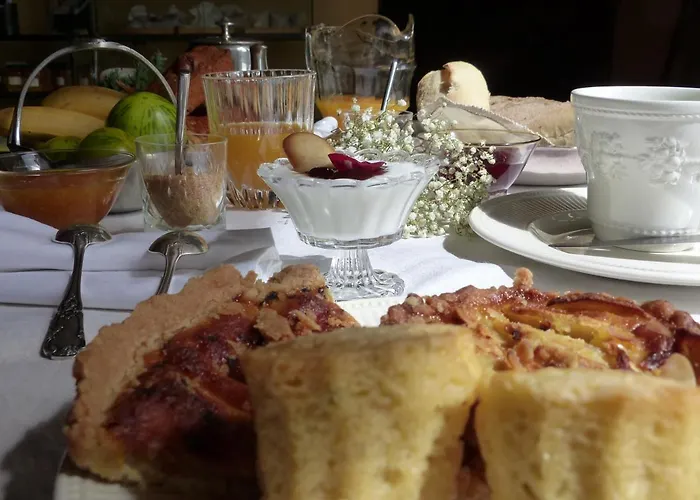 Chateau Du Grand Jardin